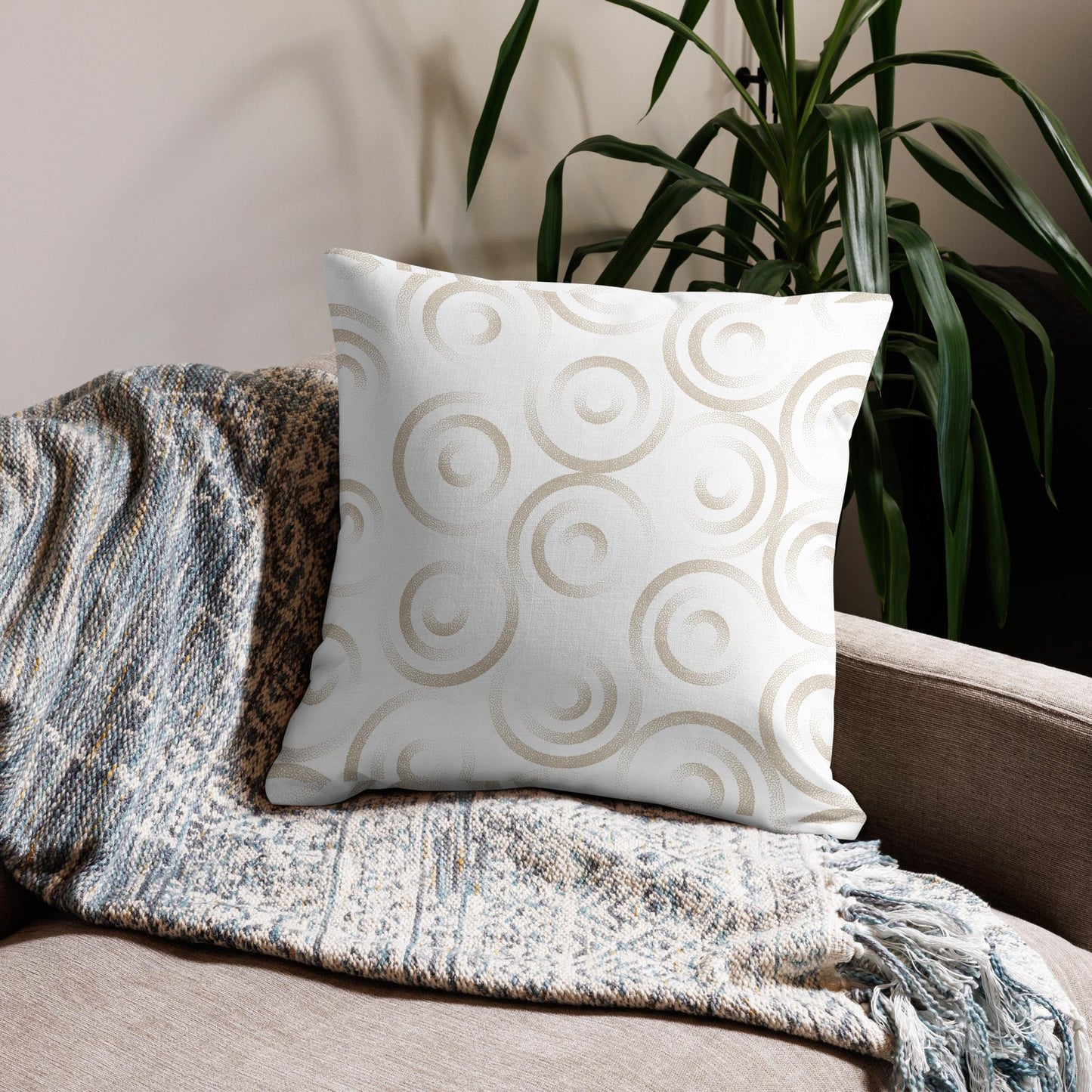 JCR® Gold Spiral Pattern Premium Pillow